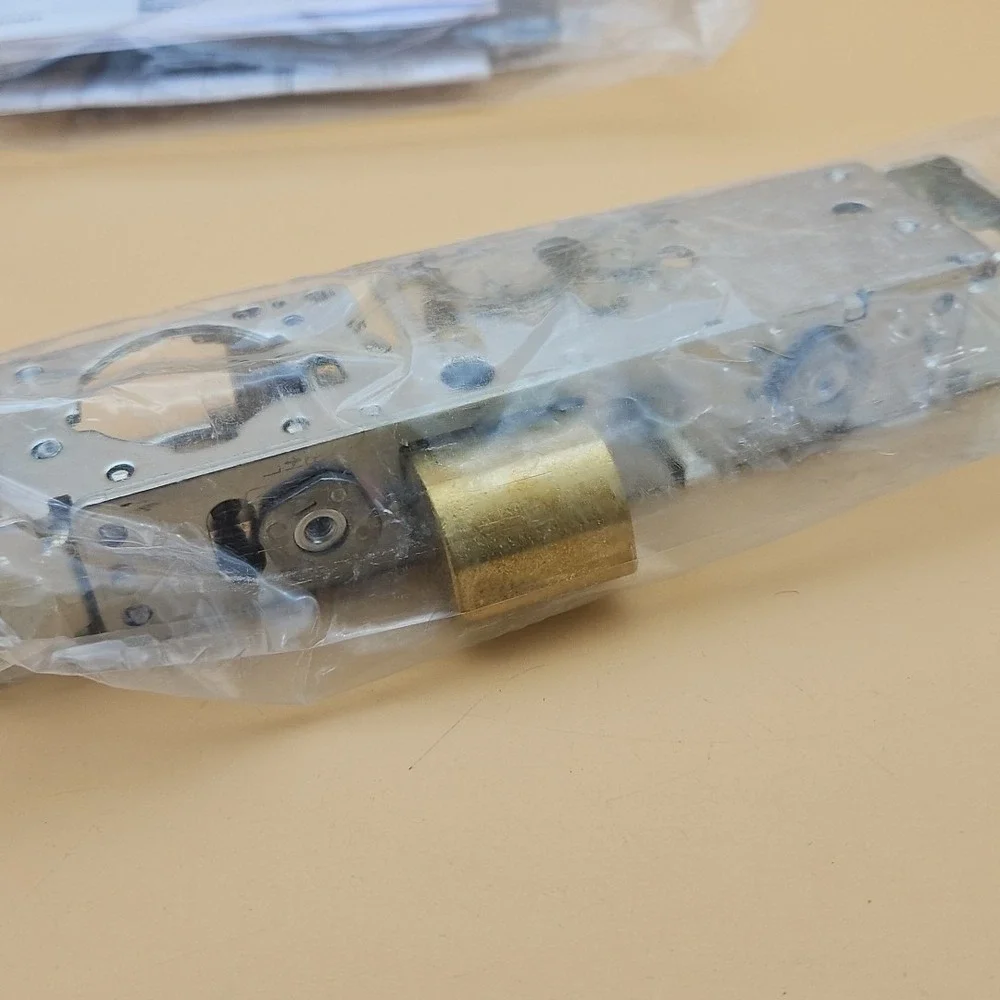 Assa Abloy Adams Rite 91-4900-01-313 4900 Series Deadlatch